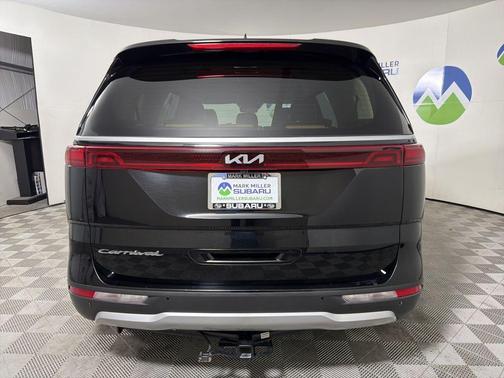 2022 Kia Carnival LXS