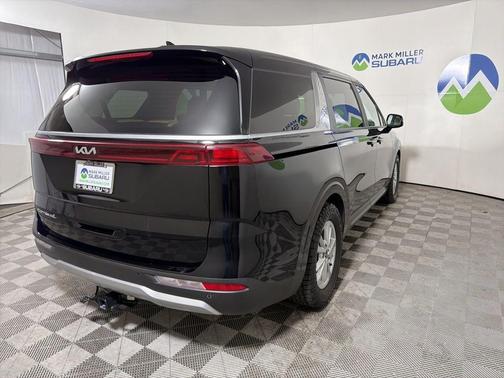2022 Kia Carnival LXS