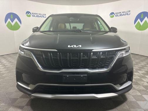 2022 Kia Carnival LXS