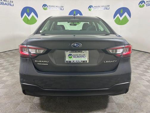 2022 Subaru Legacy 