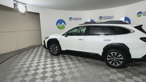 2025 Subaru Outback Touring
