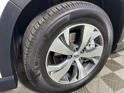 2023 Subaru Ascent Premium 7-Passenger