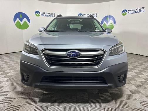 Ice Silver Metallic 2021 Subaru Outback Premium