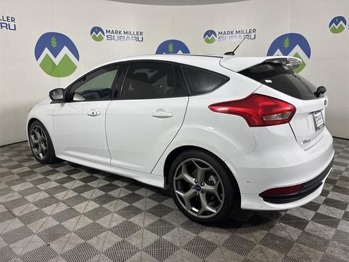 2017 Ford Focus ST Base