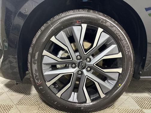 2026 Subaru Solterra Limited