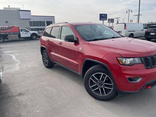 2020 Jeep Grand Cherokee Trailhawk