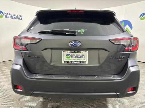 2025 Subaru Outback Onyx Edition XT