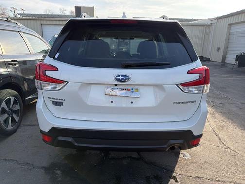 2023 Subaru Forester 2.5i Premium