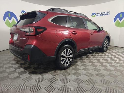 2022 Subaru Outback Premium