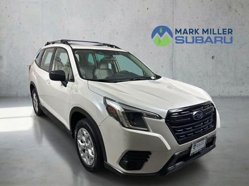 Crystal White Pearl 2023 Subaru Forester