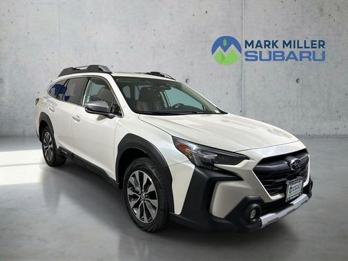 Crystal White Pearl 2023 Subaru Outback Touring XT