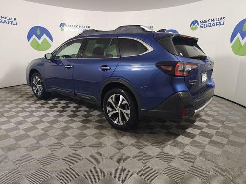 2022 Subaru Outback Touring XT