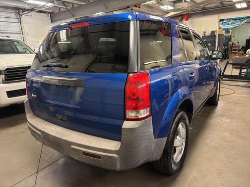 2005 Saturn Vue BASE