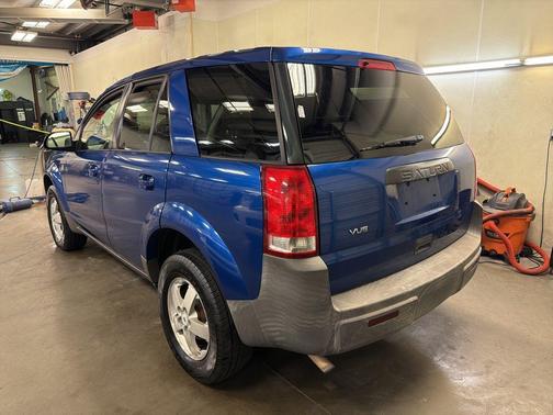 2005 Saturn Vue BASE