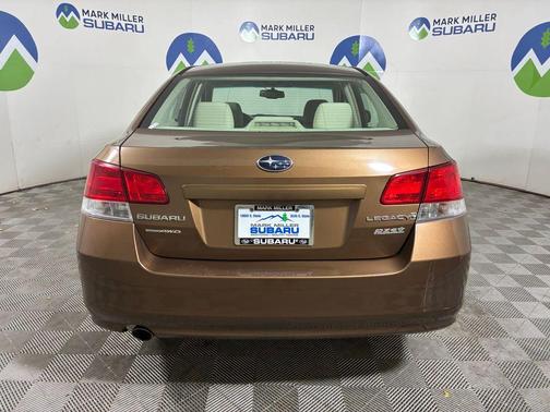 2011 Subaru Legacy 2.5i