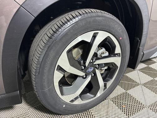 2023 Subaru Forester 2.5i Touring