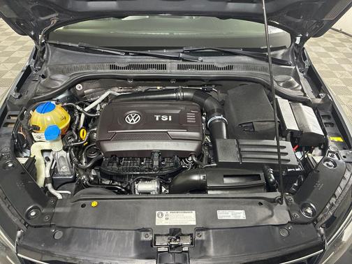 2015 Volkswagen Jetta 1.8T SE