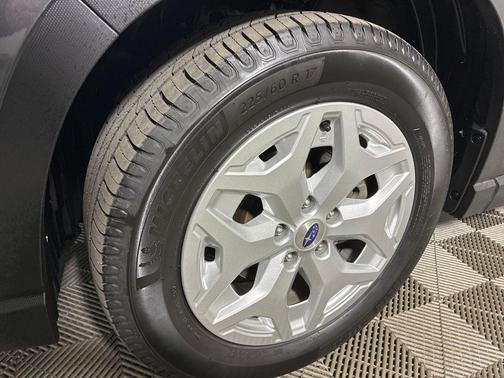 2020 Subaru Forester Base (CVT)