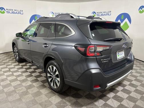 2023 Subaru Outback Touring