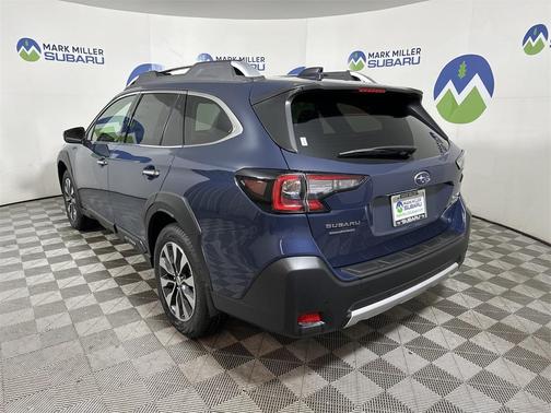 2025 Subaru Outback Touring XT