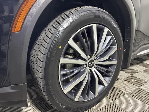 2024 INFINITI QX60 SENSORY
