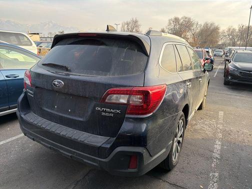 2018 Subaru Outback 3.6R Touring