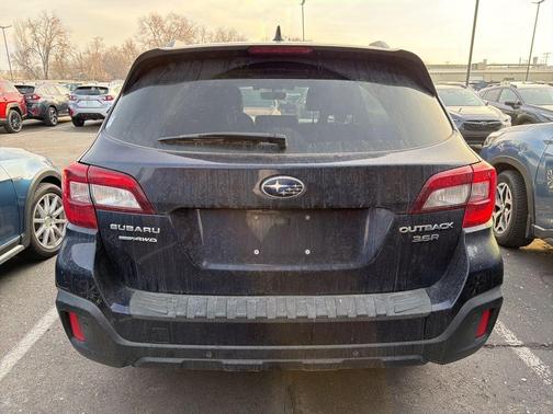 2018 Subaru Outback 3.6R Touring
