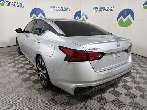 2020 Nissan Altima 2.5 SR