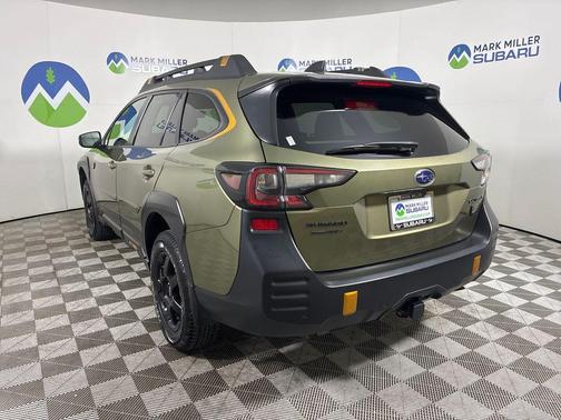 Autumn Green Metallic 2024 Subaru Outback Wilderness