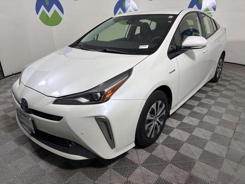2019 Toyota Prius LE