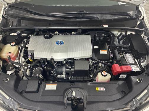 2019 Toyota Prius LE