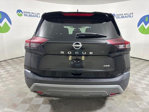 Black 2023 Nissan Rogue S