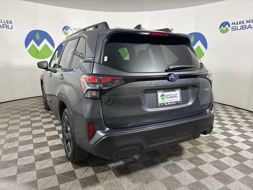 Magnetite Gray Metallic 2025 Subaru Forester Hybrid