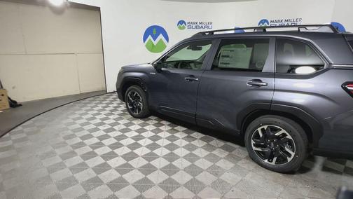 Magnetite Gray Metallic 2025 Subaru Forester Hybrid