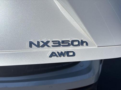 2022 Lexus NX 350h Premium