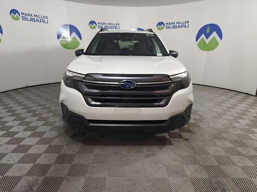 Crystal White Pearl 2025 Subaru Forester Premium