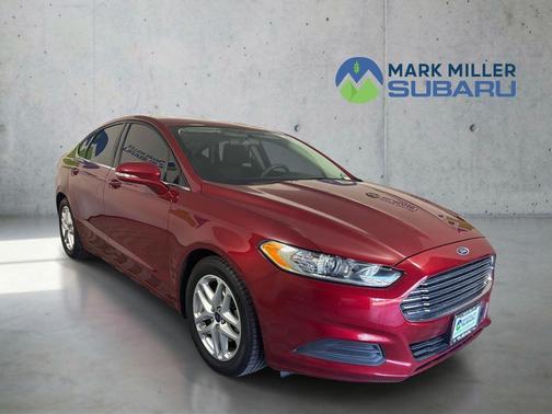Ruby Red Metallic 2016 Ford Fusion SE