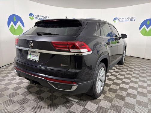2022 Volkswagen Atlas 3.6L SE w/Technology