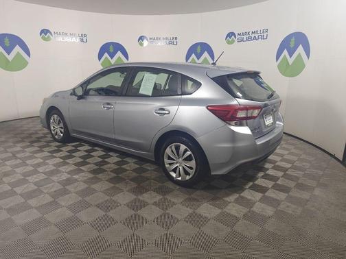 2019 Subaru Impreza 2.0i