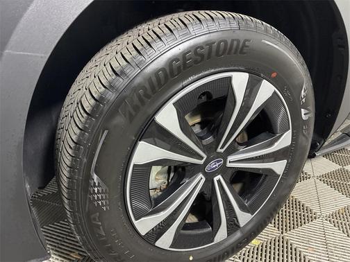 2024 Subaru Solterra Premium