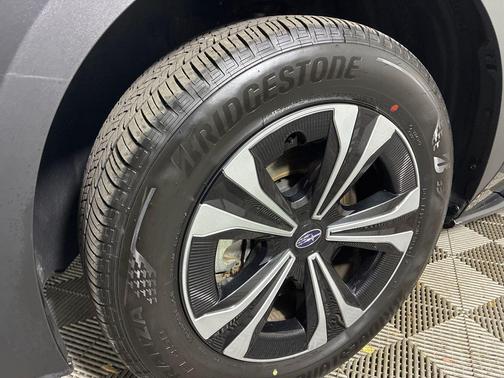 2024 Subaru Solterra Premium