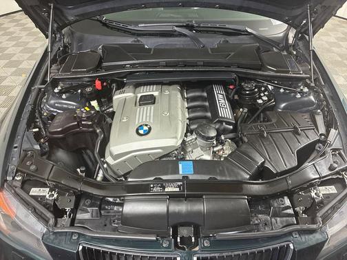 2006 BMW 325 xiT