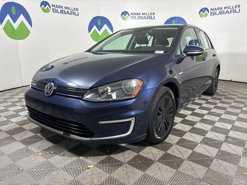 2016 Volkswagen e-Golf SE