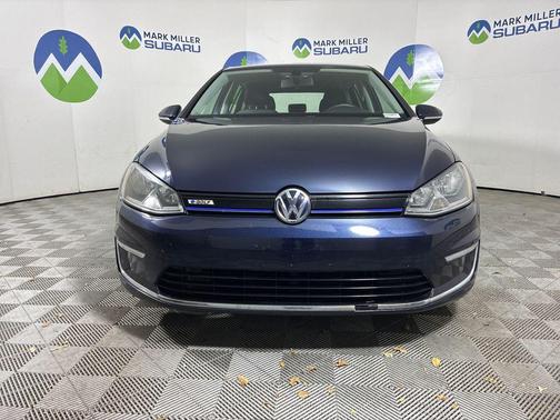 2016 Volkswagen e-Golf SE