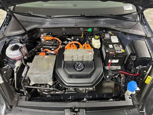 2016 Volkswagen e-Golf SE