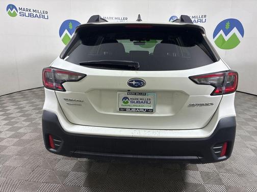 Crystal White Pearl 2020 Subaru Outback Premium