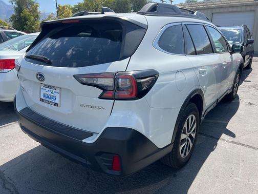 2022 Subaru Outback Premium
