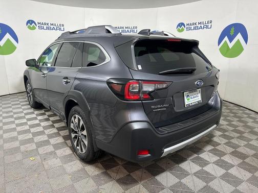 2025 Subaru Outback Touring XT