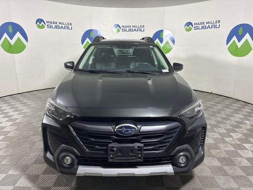 Crystal Black Silica 2024 Subaru Outback Limited XT