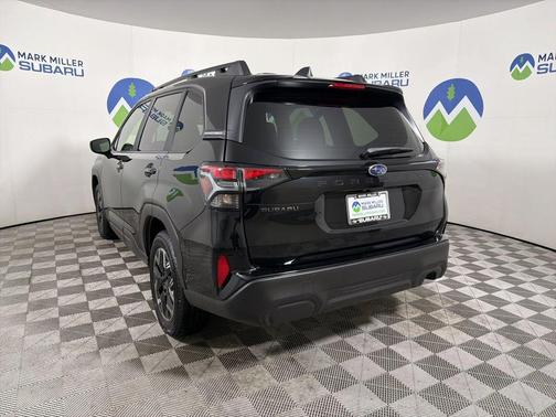 Crystal Black Silica 2025 Subaru Forester Premium